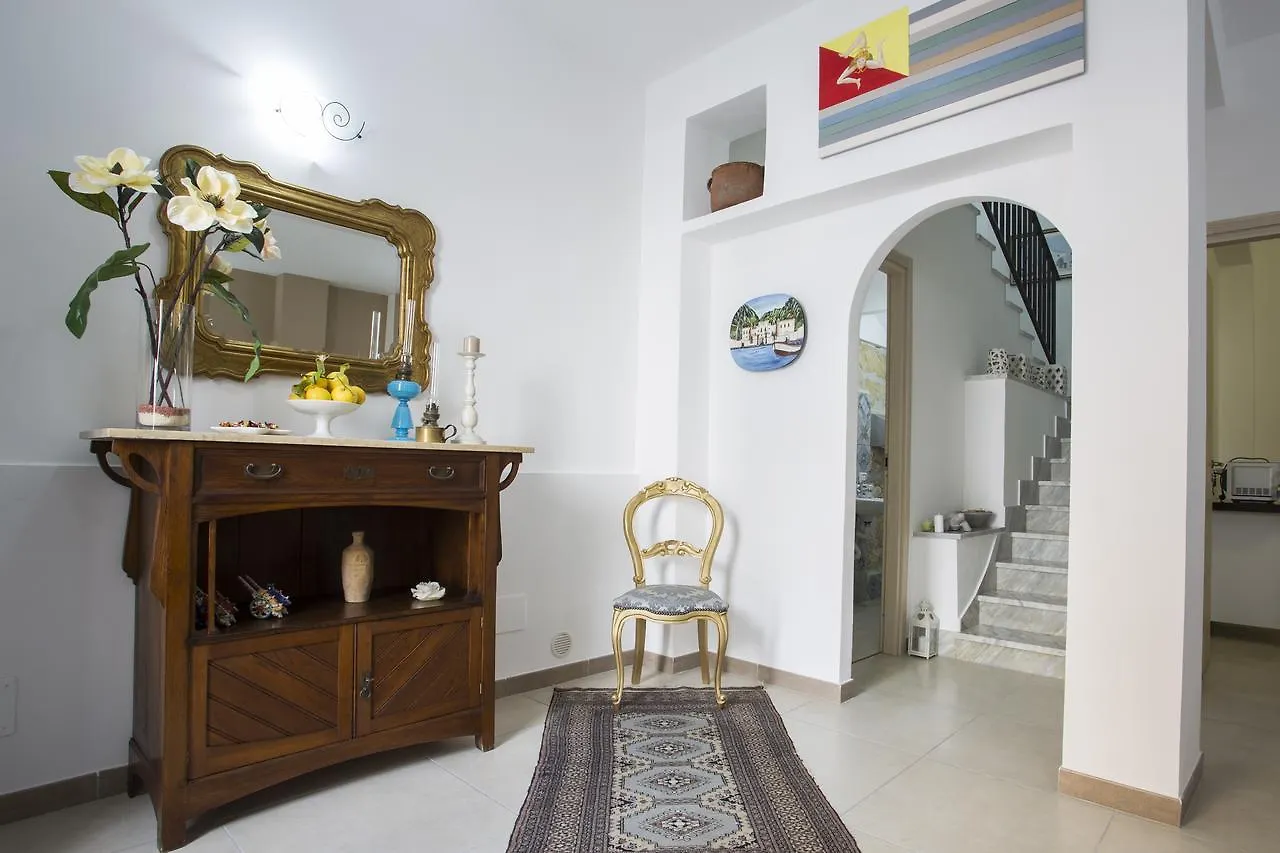 B&B Cinisi Mare E Monti Italië
